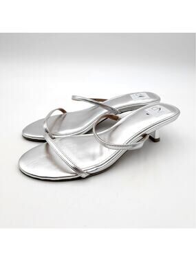 DV Dolce Vita Darcee Kitten Heel Dress Sandals Women's Silver Size US8.5 EU39